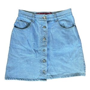 💙! super cute denim button-up mini skirt !💙